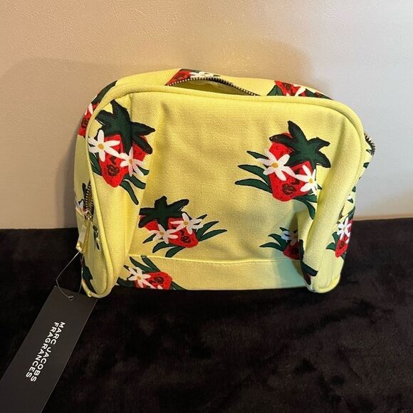Marc Jacob’s Strawberry Floral Makeup Bag Case - Picture 4 of 11